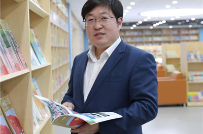 杨旭